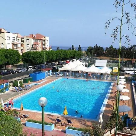 Pietre Nere Apart Otel *