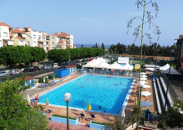 Pietre Nere Aparthotel *